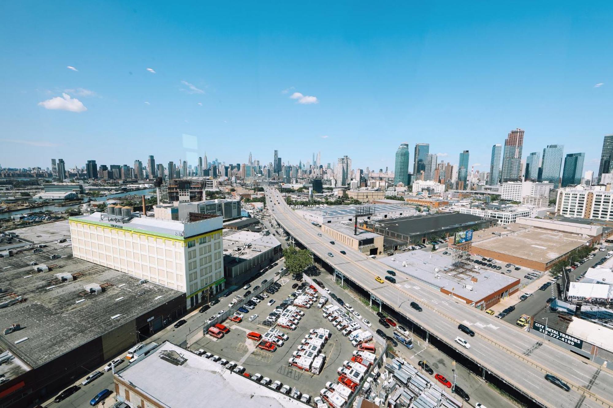 Holiday Inn Express Long Island City E - New York By Ihg المظهر الخارجي الصورة