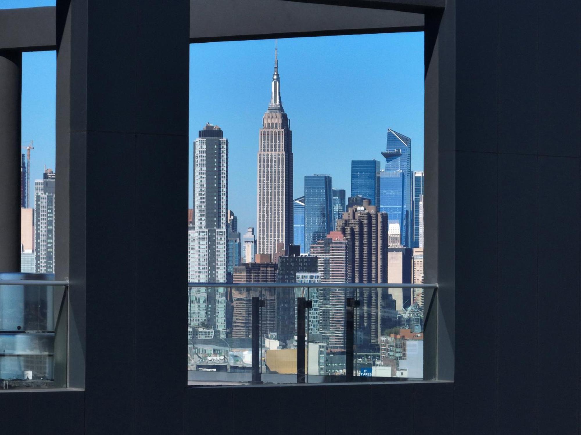 Holiday Inn Express Long Island City E - New York By Ihg المظهر الخارجي الصورة