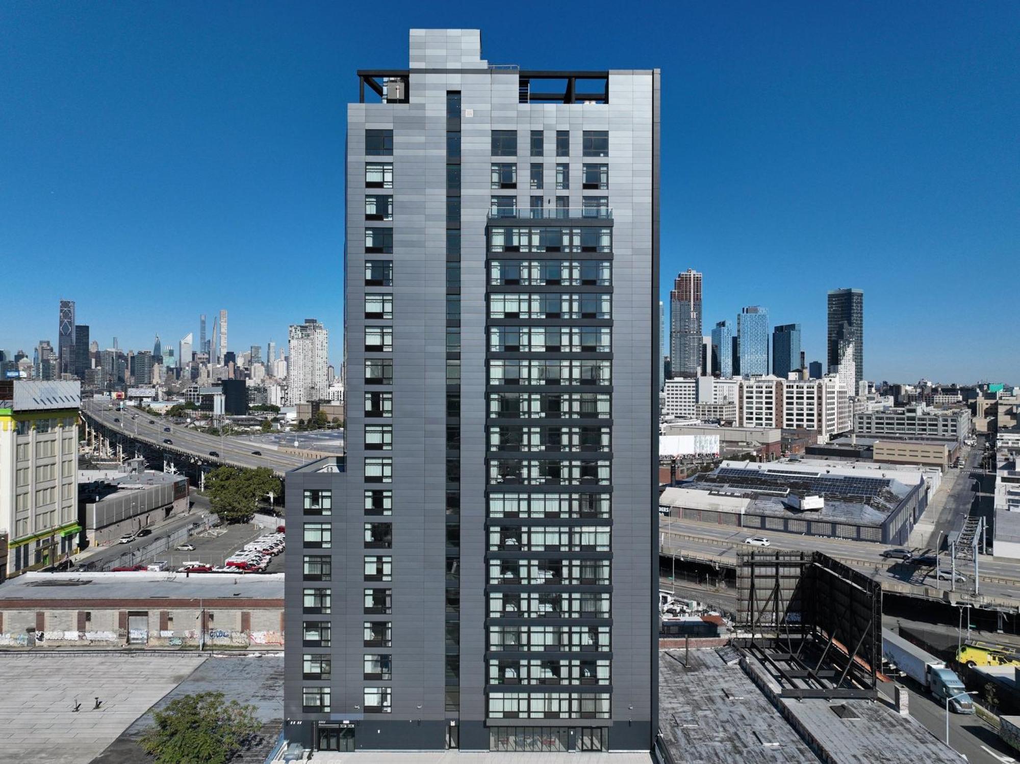 Holiday Inn Express Long Island City E - New York By Ihg المظهر الخارجي الصورة