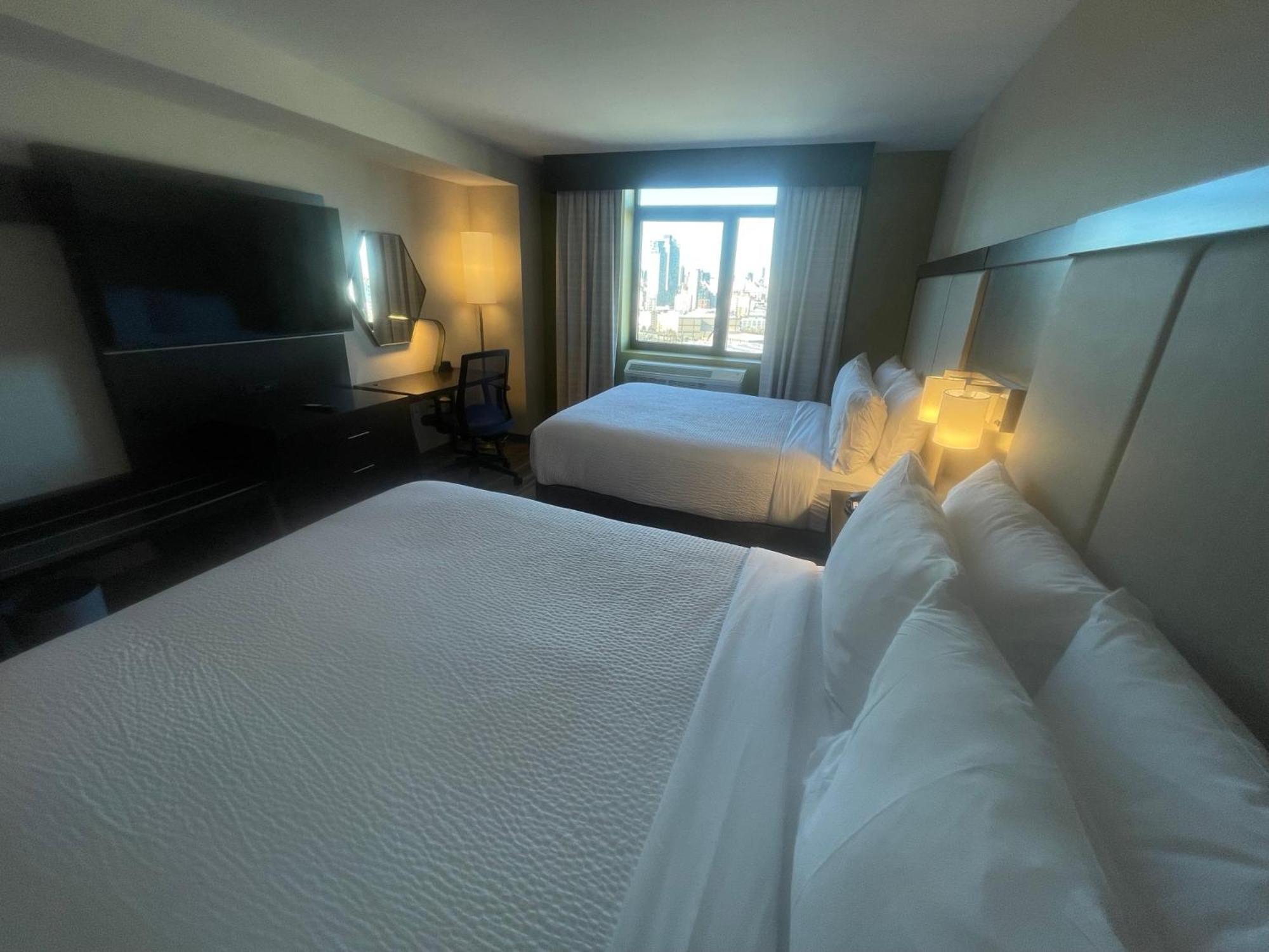 Holiday Inn Express Long Island City E - New York By Ihg المظهر الخارجي الصورة