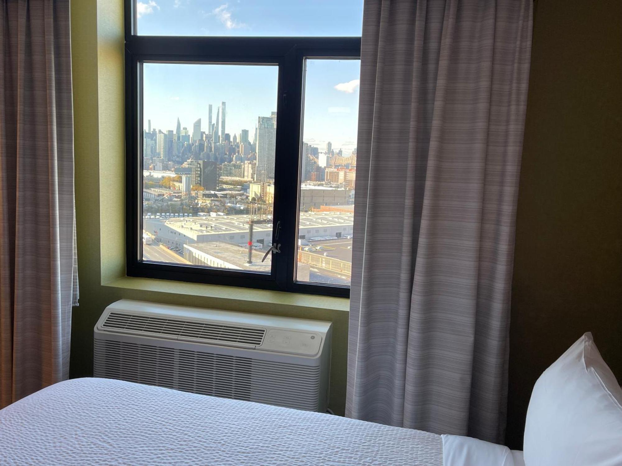 Holiday Inn Express Long Island City E - New York By Ihg المظهر الخارجي الصورة